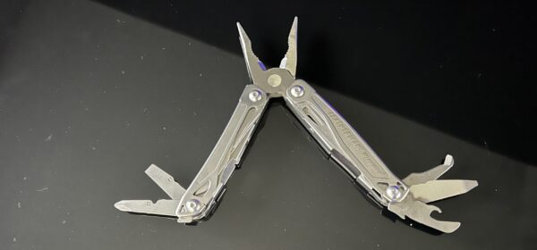 Used Leatherman Wingman Phillips and Flat head screwdriver