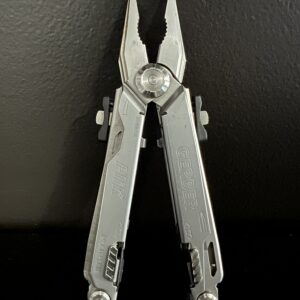 Gerber Flik Plier Jaws out and pointed up