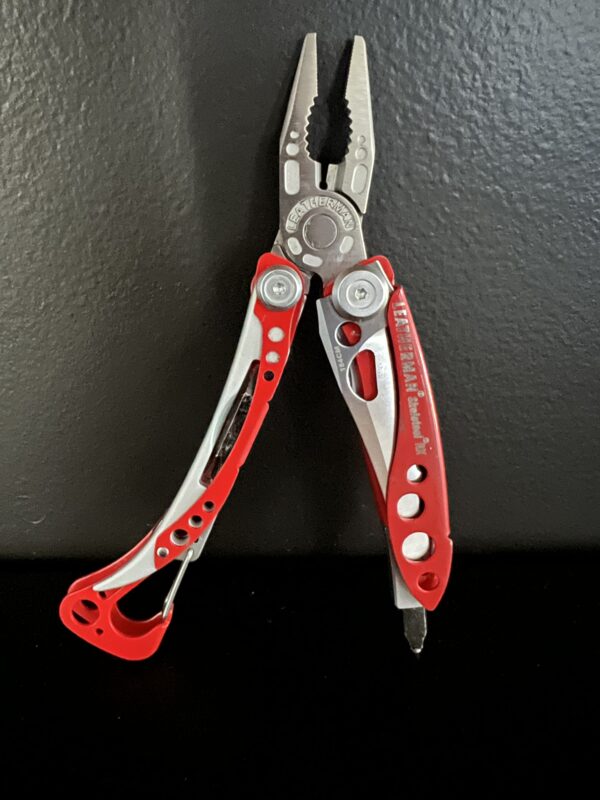 Red Leatherman Skeletool RX