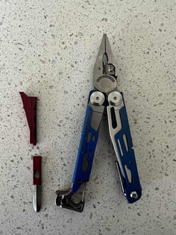 Leatherman Signal - Blue - Image 4