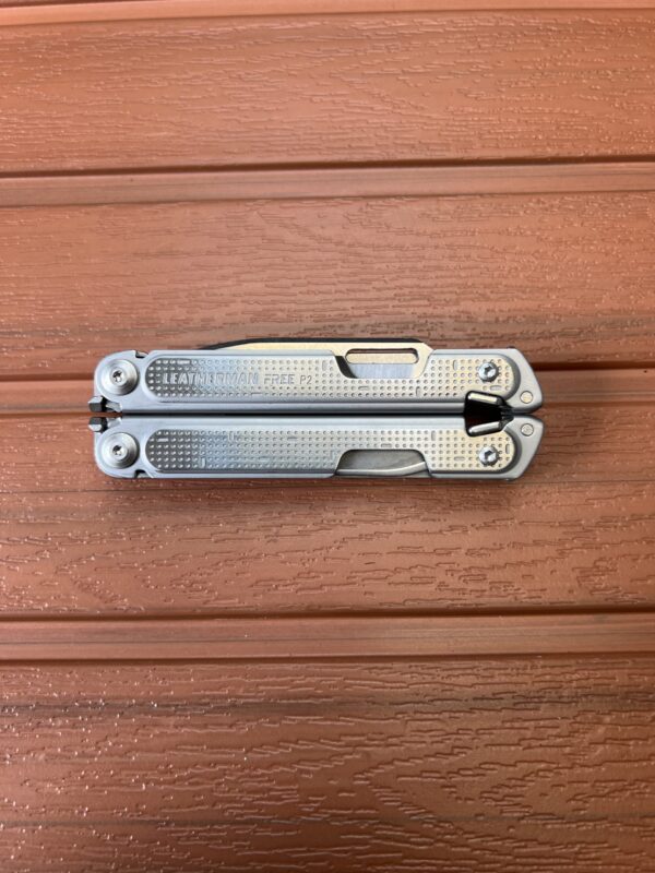 Leatherman Free P2 in stainless steel in the closed position