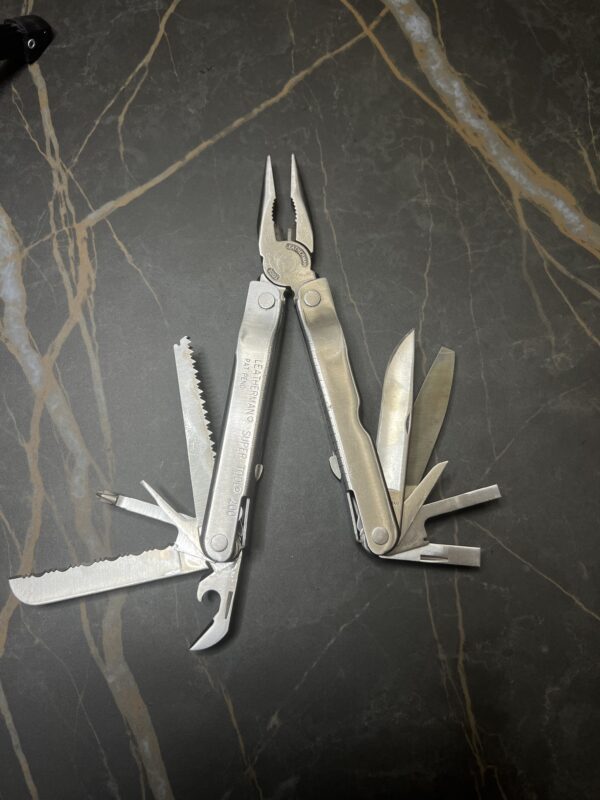 Leatherman Super Tool 200 - UsedMultiTool.com