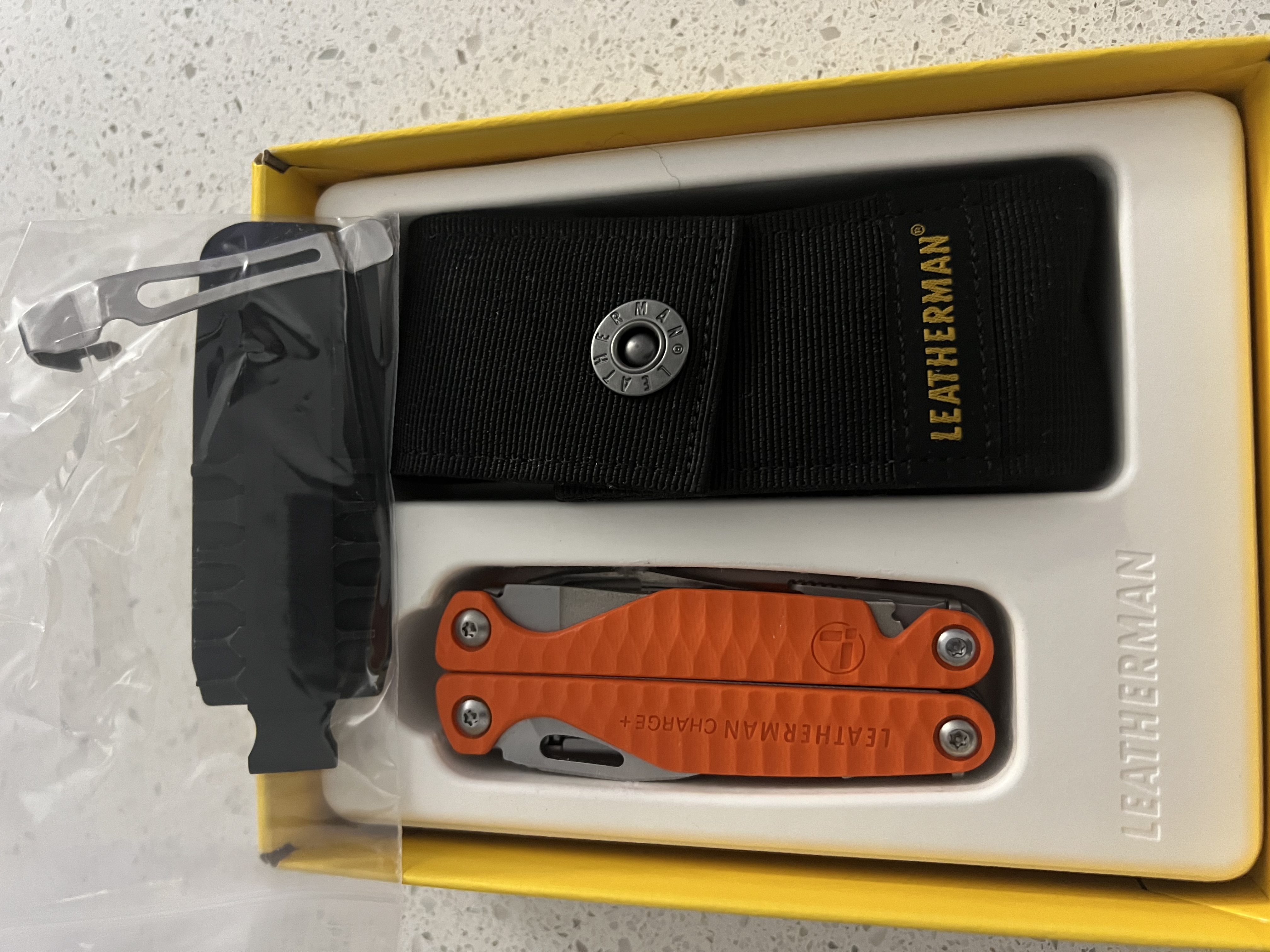 Leatherman Charge G10