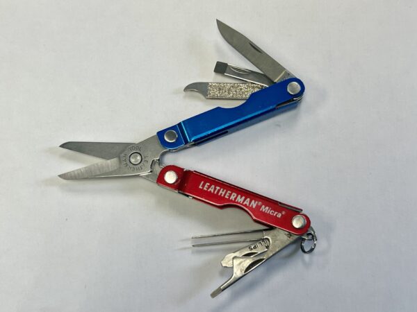 Leatherman Micra - Red and Blue (2)